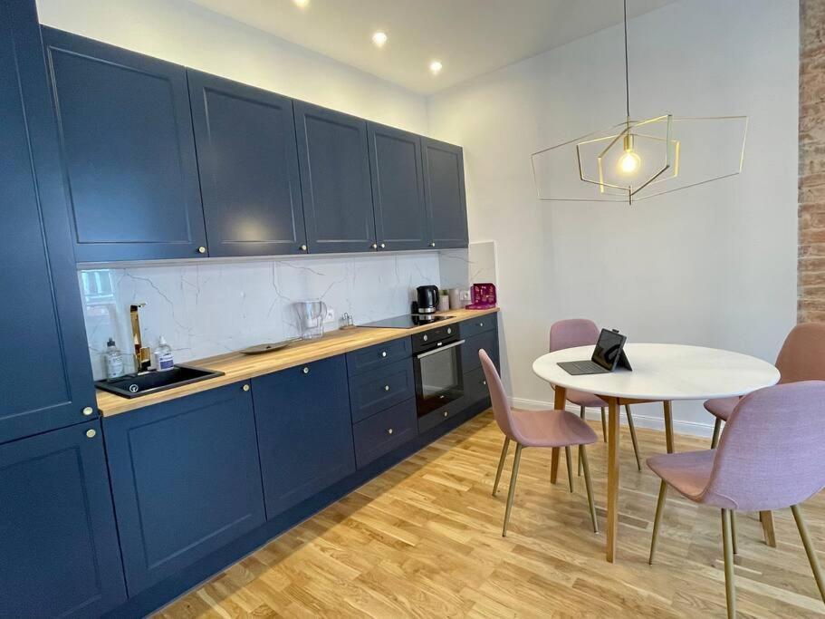 Luxury Apartment In Gliwice Near Town Square Exteriér fotografie